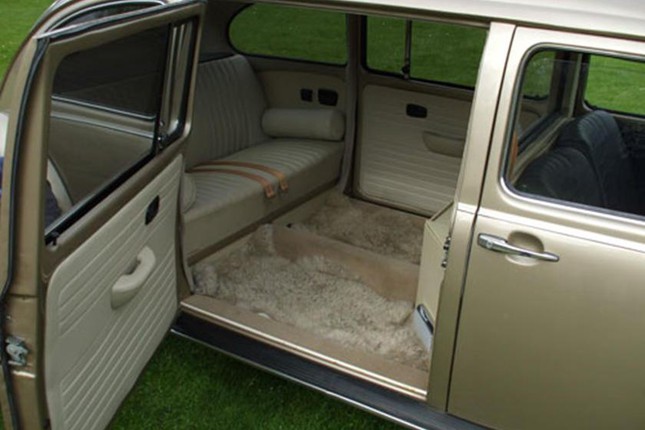 9 mẫu xe độ theo phong cách limousine độc đáo ảnh 11