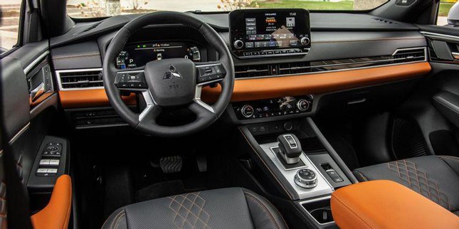 Top 10 SUV cỡ vừa có nội thất tiện nghi năm 2021 ảnh 11