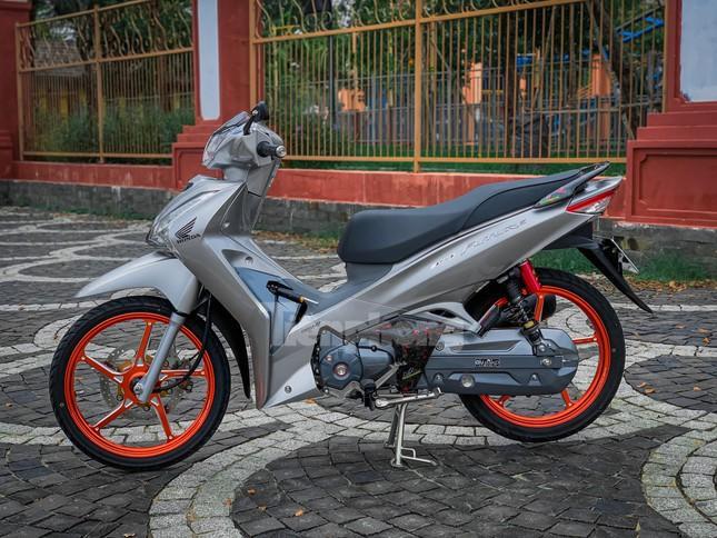Những chiếc xe độ ấn tượng của biker Việt năm 2021 ảnh 1