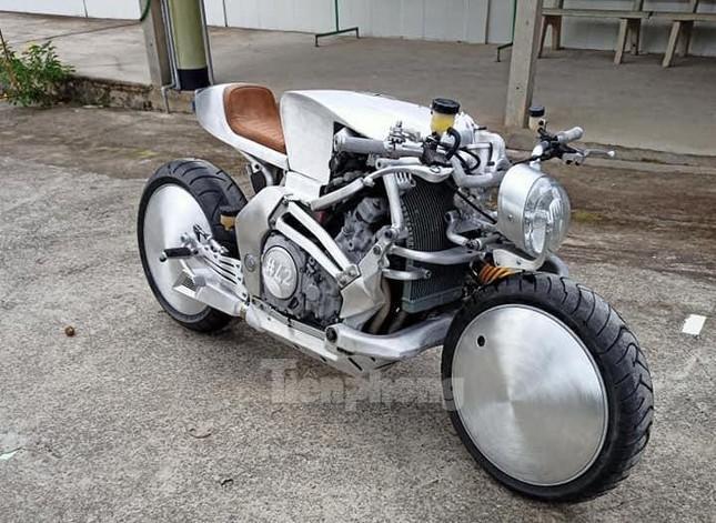 Những chiếc xe độ ấn tượng của biker Việt năm 2021 ảnh 13