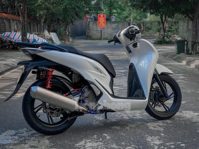 Những chiếc xe độ ấn tượng của biker Việt năm 2021 ảnh 4
