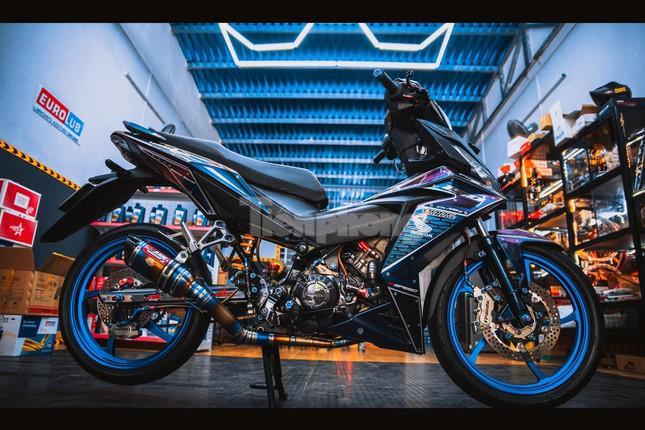 Những chiếc xe độ ấn tượng của biker Việt năm 2021 ảnh 10