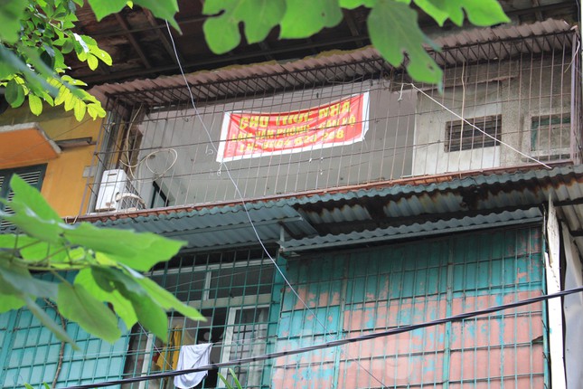Căn hộ tập thể cũ ở Hà Nội được rao bán gần 9 tỷ đồng gây xôn xao ảnh 2