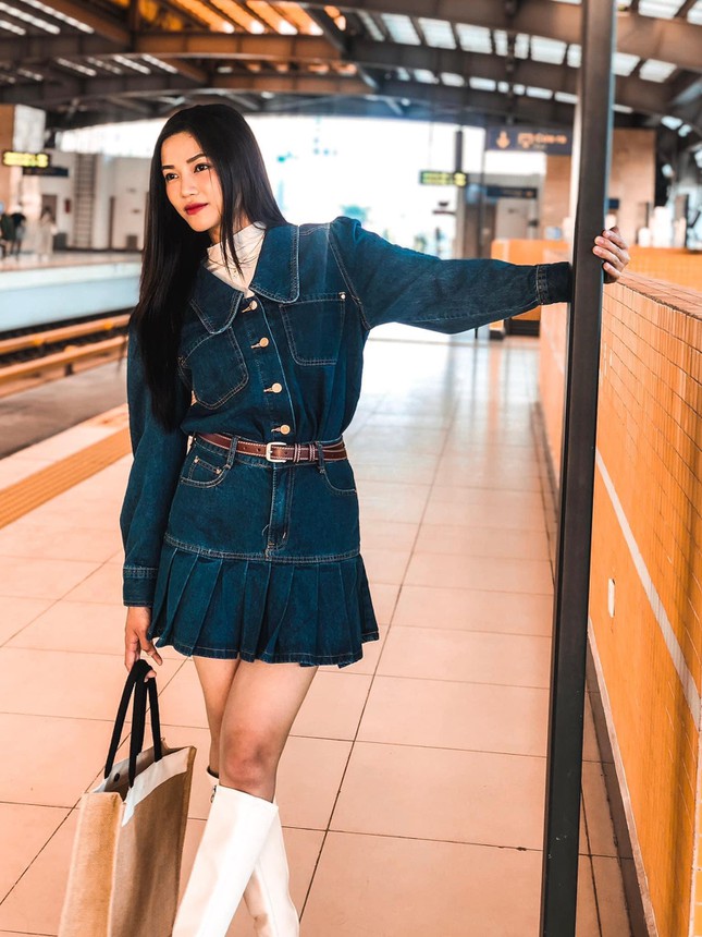 Nhan sắc ngọt ngào ngoài đời của nữ chính Lối về miền hoa ảnh 5