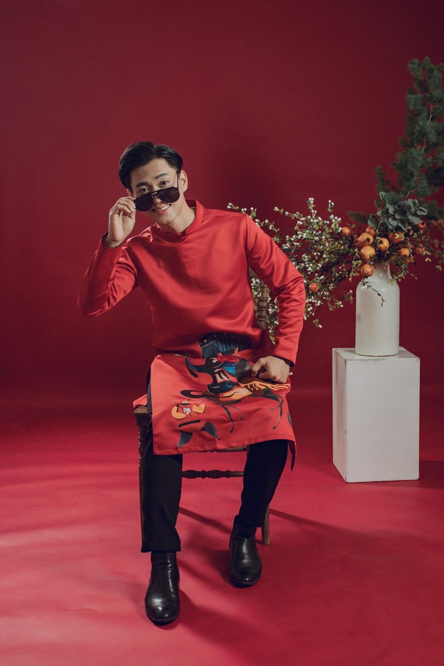 Nam sinh thanh lịch tỉnh Bình Dương ‘gây sốt’ với nụ cười tỏa nắng ảnh 10