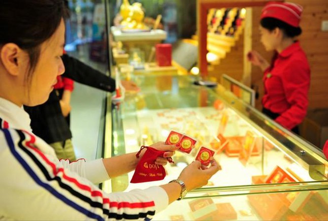 Đỉnh nào cho giá vàng 2022? ảnh 1