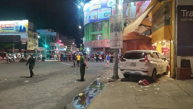 Vụ ‘xe điên’ tông vào tiệm bánh mì khiến 6 người bị thương: Tài xế nhậu từ trưa tới chiều ảnh 2