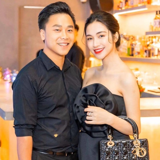 Truyện sex phá trinh - Hình 1