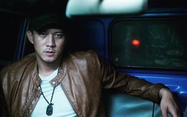 Hà Việt Dũng kể chuyện hóa cảnh sát chìm: 'Tôi uống nước tăng lực liên tục vì quá mệt' ảnh 1