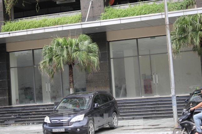 Shophouse, nhà phố và mặt bằng kinh doanh ế ẩm vì bị 'hét' giá ảnh 2
