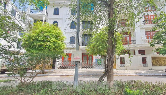 Shophouse, nhà phố và mặt bằng kinh doanh ế ẩm vì bị 'hét' giá ảnh 7