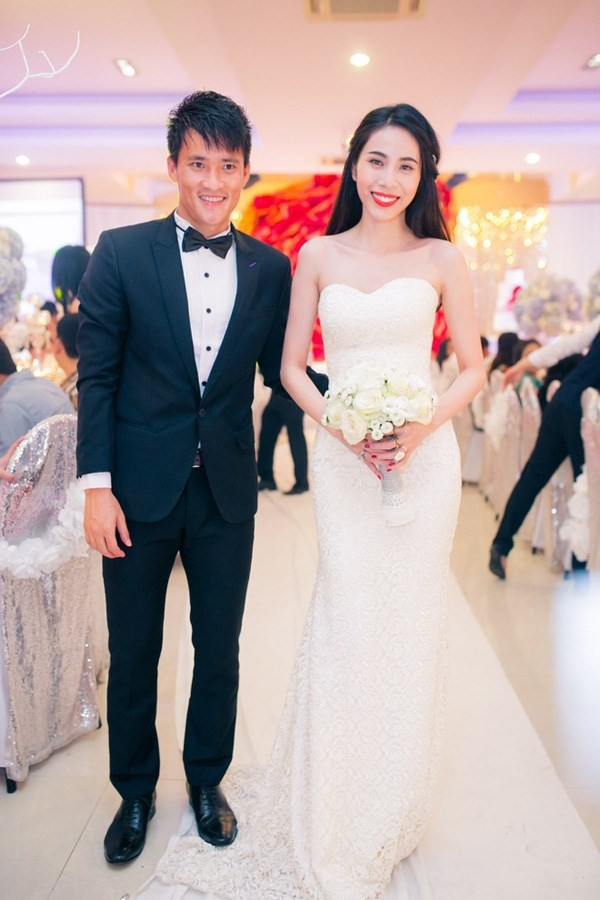 'Cặp đôi tuổi Sửu' Công Vinh – Thủy Tiên: Yêu đến cưới đáng ngưỡng mộ - ảnh 9