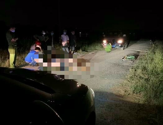 Thi thể nam giới xăm toàn thân trôi trên sông Sài Gòn - ảnh 1