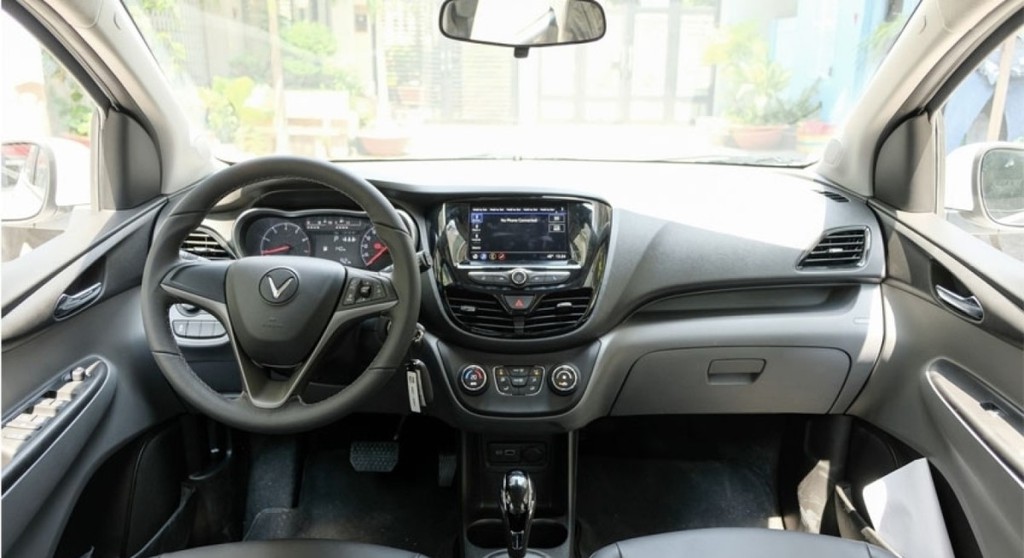 Tài chính 450 triệu, chọn Honda Brio RS hay ủng hộ xe Việt - Vinfast Fadil?! ảnh 5