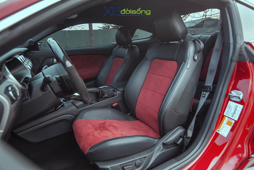 Ford Mustang EcoBoost độ lên Shelby GT500 cực ngầu tại Sài Gòn, cảm giác lái phấn khích hơn ảnh 11