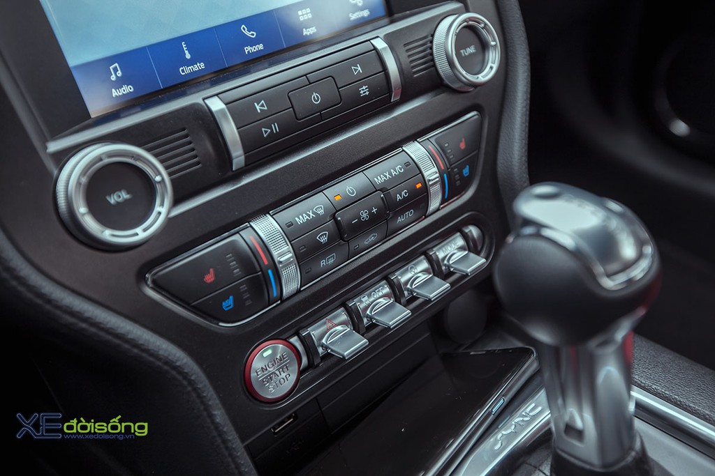 Ford Mustang EcoBoost độ lên Shelby GT500 cực ngầu tại Sài Gòn, cảm giác lái phấn khích hơn ảnh 14