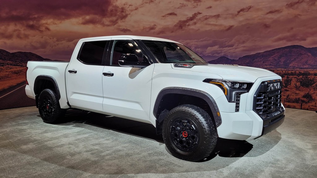 Cận cảnh bán tải “full-size” Toyota TUNDRA 2022 thế hệ mới vừa ra mắt toàn cầu ảnh 5