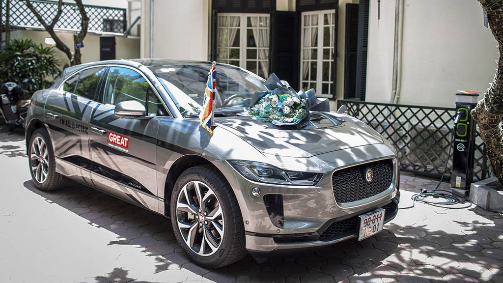 Sau Porsche Taycan và VinFast VF e34, hàng loạt xe ô tô điện sắp đổ bộ thị trường Việt Nam ảnh 6