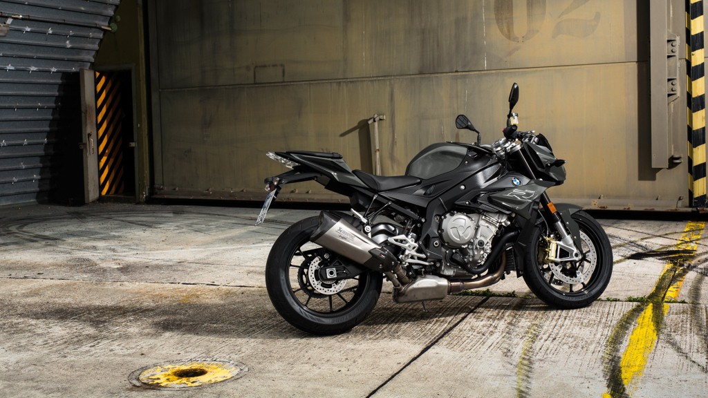 Những chiếc super naked “khủng” nhất Việt Nam đang thu hút các tín đồ đam mê tốc độ trên thị trường hiện nay ảnh 5