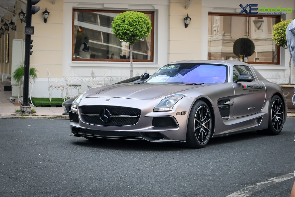 Siêu xe “cánh chim” Mercedes SLS AMG tại Sài Gòn với nhiều chi tiết mang dấu ấn cá nhân ảnh 17