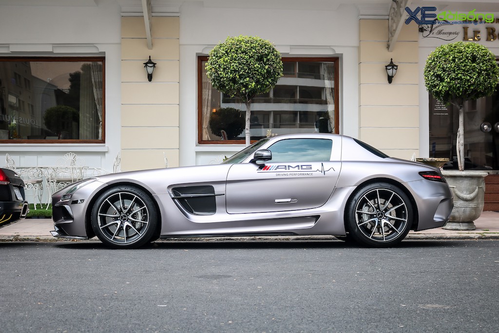 Siêu xe “cánh chim” Mercedes SLS AMG tại Sài Gòn với nhiều chi tiết mang dấu ấn cá nhân ảnh 2