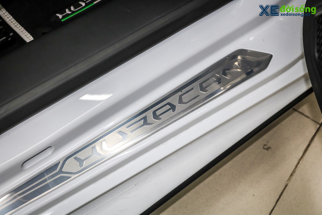 Soi siêu xe Lamborghini Huracan EVO RWD đầu tiên về Việt Nam, là chiếc Huracan thứ 17 ảnh 13