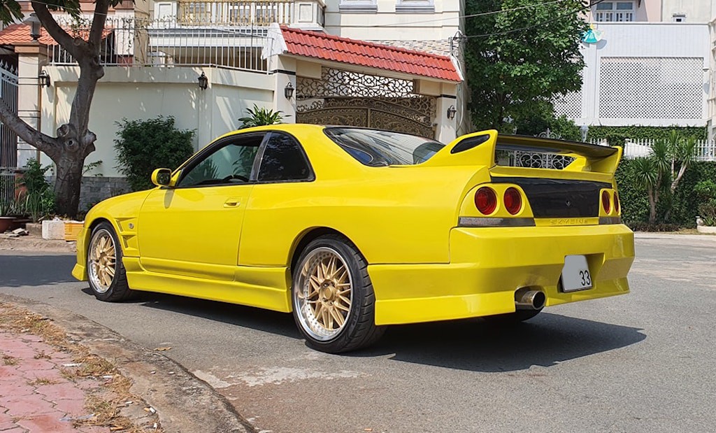 Chiếc Nissan khoảng 25 năm tuổi đời vẫn được chủ xe “thét giá” hơn 3 tỷ tại Sài Gòn! ảnh 3