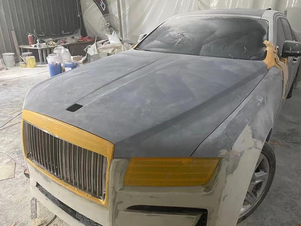 Sau Lexus hay Mercedes, thợ độ Việt giờ còn “nhá hàng” cả xe siêu sang Rolls-Royce Ghost lên đời ảnh 1