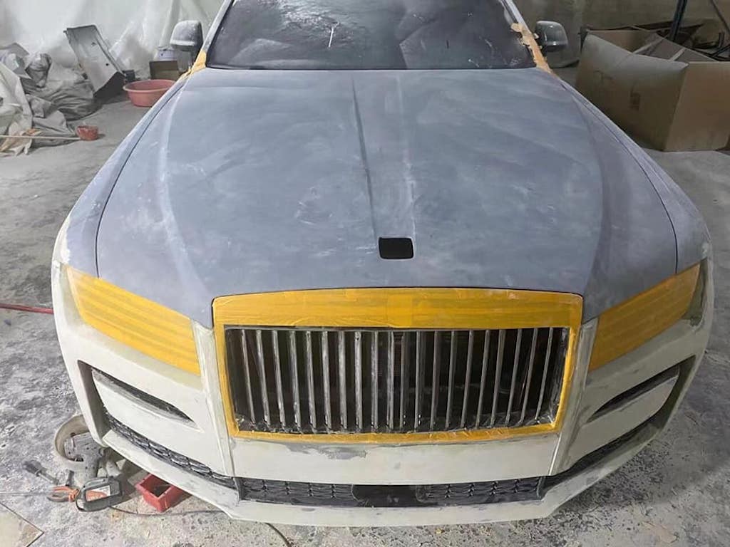 Sau Lexus hay Mercedes, thợ độ Việt giờ còn “nhá hàng” cả xe siêu sang Rolls-Royce Ghost lên đời ảnh 2