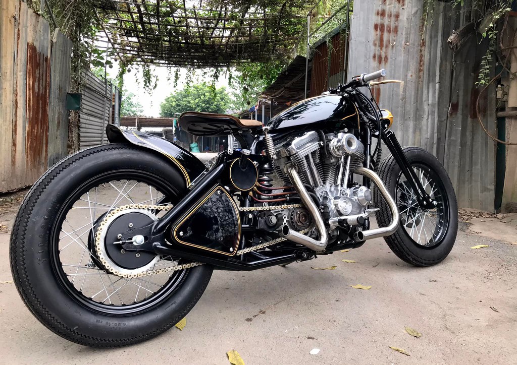 Người Hà Nội độ Harley Sportster 883 phong cách Nhật, đậm chất hoài cổ nhưng vẫn đầy “chất chơi“ ảnh 11