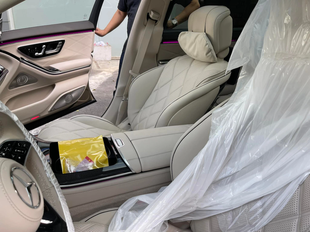 Sau hơn nửa năm ra mắt Thế giới, Mercedes-Maybach S 650 đã có mặt tại Việt Nam ảnh 6