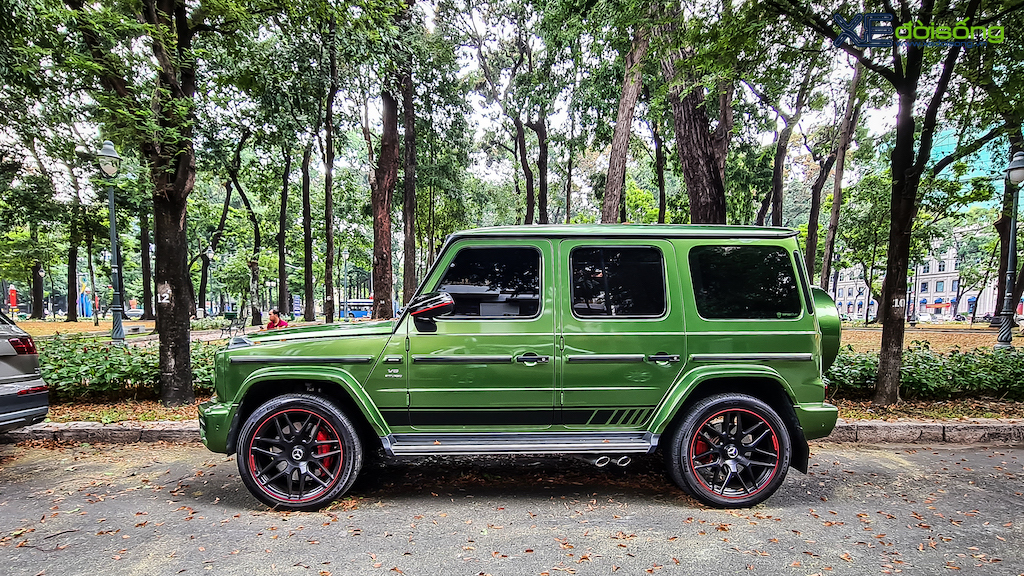 'Mát mắt' khi nhìn SUV hàng hot Mercedes-AMG G63 Edition màu cực nổi trên phố Sài Gòn