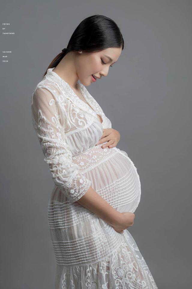 Hồi mới yêu doanh nhân Tây gợi ý sinh con, Á hậu Hoàng Oanh nói ngay: “Đẻ là phải cưới!” - Ảnh 3.