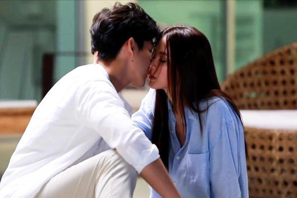 Sau 1 đêm lên giường, bạn thân đưa 500 nghìn kèm lời nhắn khiến tôi run rẩy - Ảnh 2.