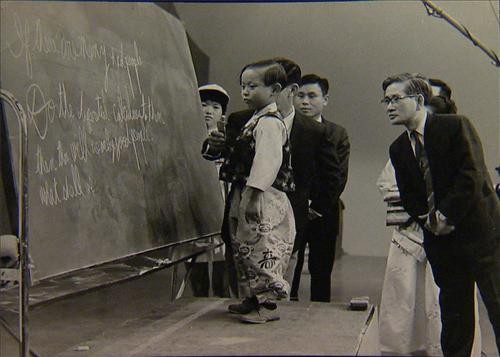 Cậu bé có IQ 210, cao hơn cả Albert Einstein: Từng được thế giới tung hô hết lời nhưng 30 năm sau lại bị cười nhạo vì điều này - Ảnh 3.