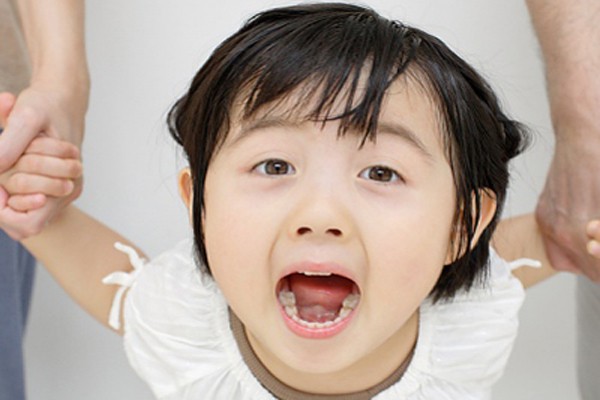 Mẹ choáng khi con trai