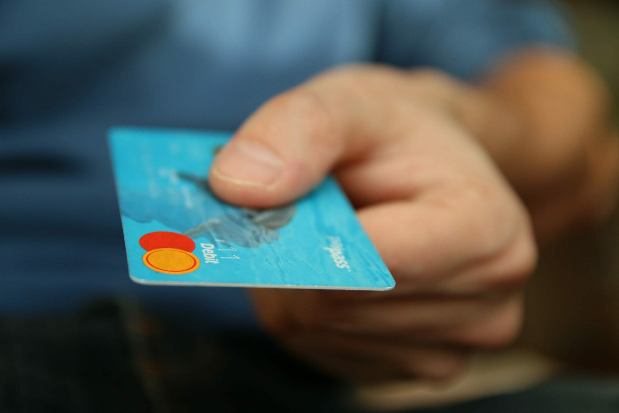 11 sai lầm nghiêm trọng khi sử dụng thẻ tín dụng bạn cần tuyệt đối để ý - Ảnh 6.