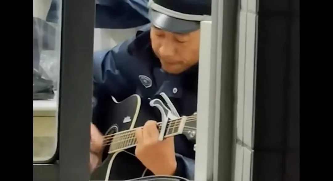 Phát biểu của nữ sinh tốt nghiệp trường đại học danh giá gây tranh cãi: