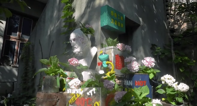 Ba chàng trai tốt nghiệp không đi làm, lên núi biến căn nhà hoang tàn thành điền viên nghỉ dưỡng - Ảnh 18.