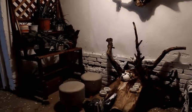 Ba chàng trai tốt nghiệp không đi làm, lên núi biến căn nhà hoang tàn thành điền viên nghỉ dưỡng - Ảnh 12.