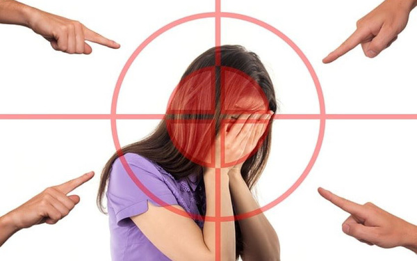 Vấn nạn bắt nạt trực tuyến đe dọa các nữ nhà báo