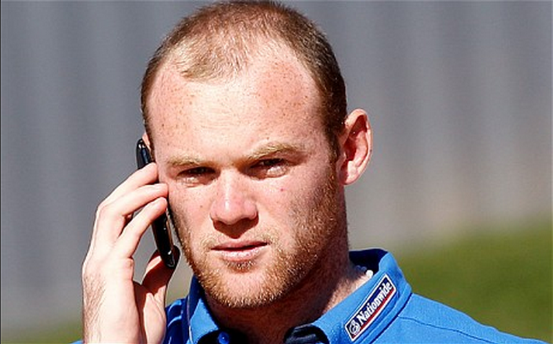 Mặc dù vậy, dường như Wayne Rooney của Man Utd lại không theo trào lưu.