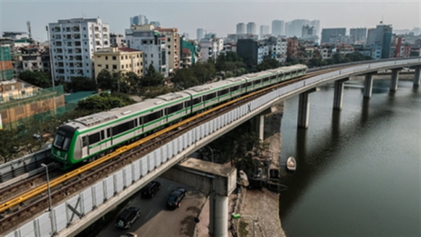 Nghe VietNamNet: Đường sắt Cát Linh - Hà Đông: Thêm nhưng con số sốc
