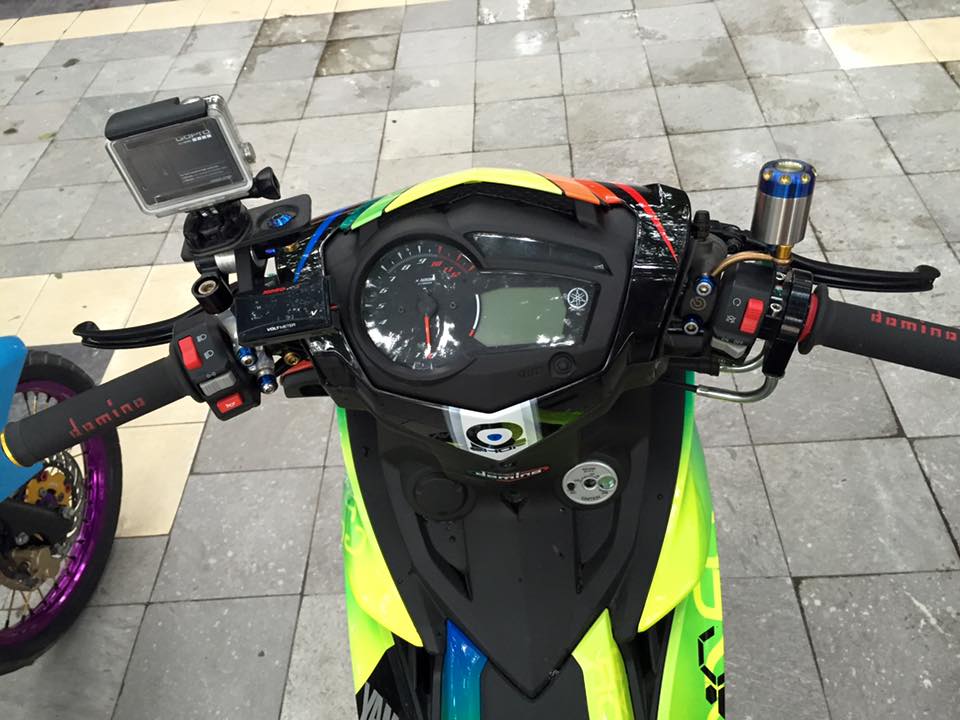 Yamaha Exciter 150 sơn tem đấu nổi bật của