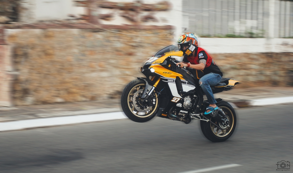 Yamaha R1 bản kỷ niệm 60 năm gây ấn tượng với dàn áo mới - ảnh 11