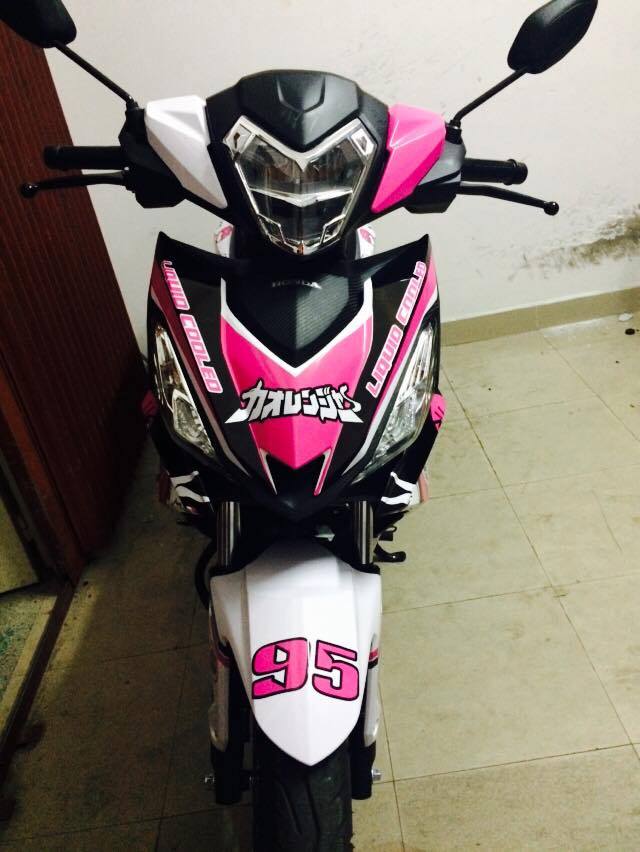 Màu hồng nữ tính lên tem cùng Winner 150 của cô giáo dạy Văn - ảnh 4