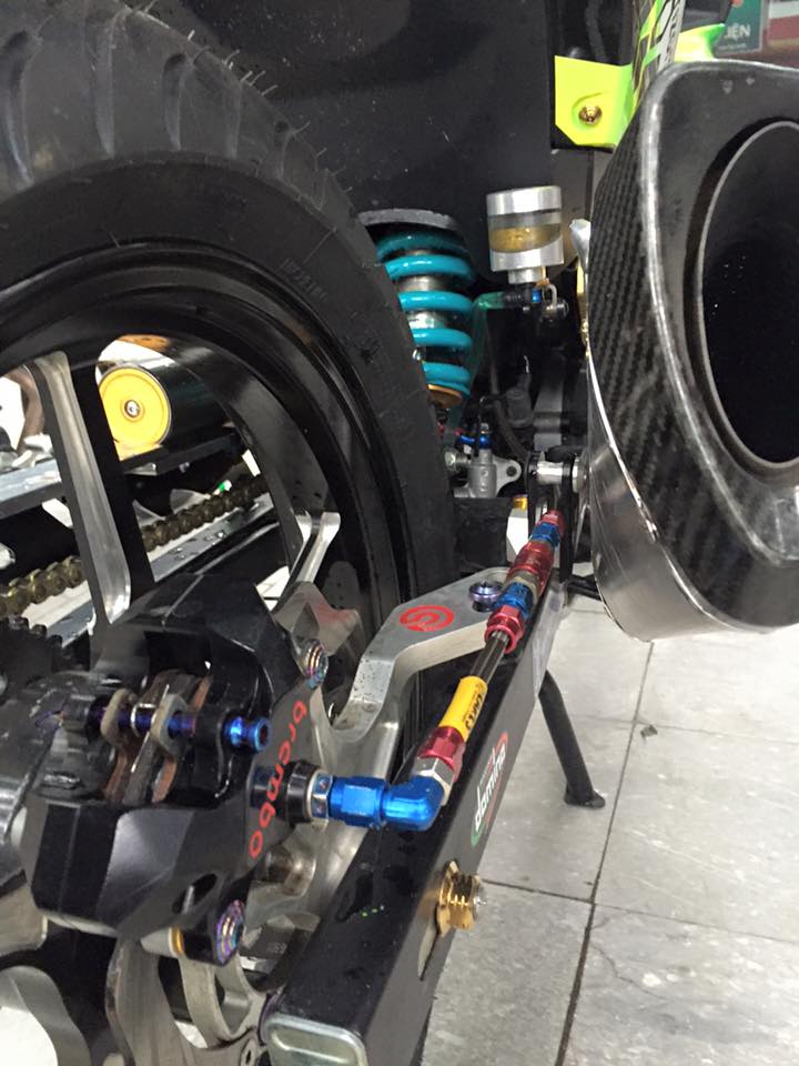 Yamaha Exciter 150 sơn tem đấu nổi bật của