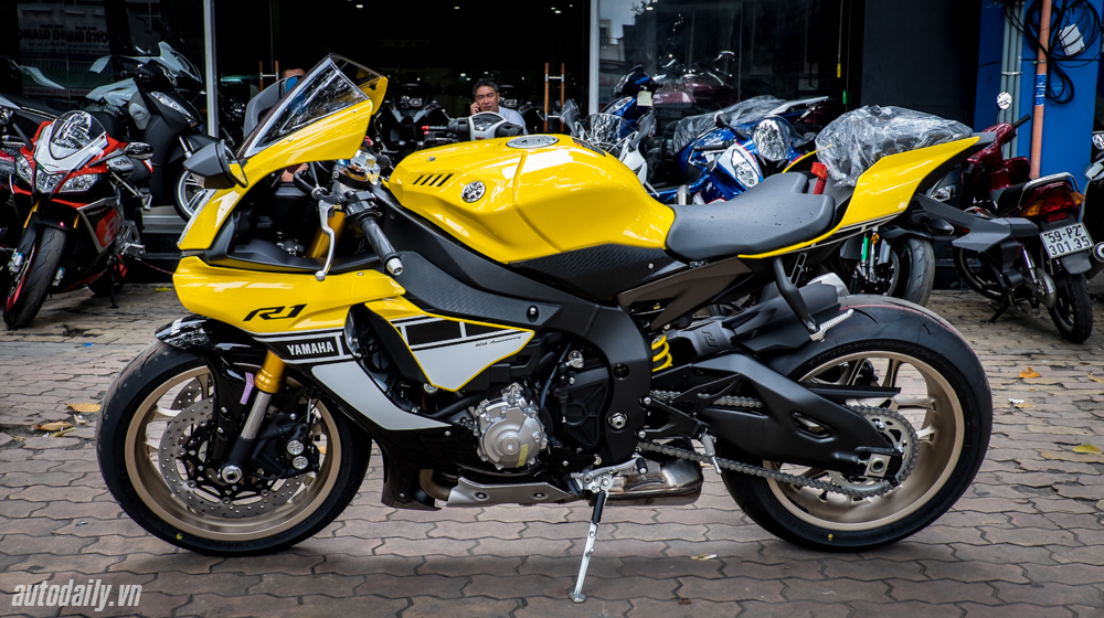 Ngắm phiên bản đặc biệt Yamaha R1 kỷ niệm 60 năm đầu tiên tại Việt Nam - ảnh 3