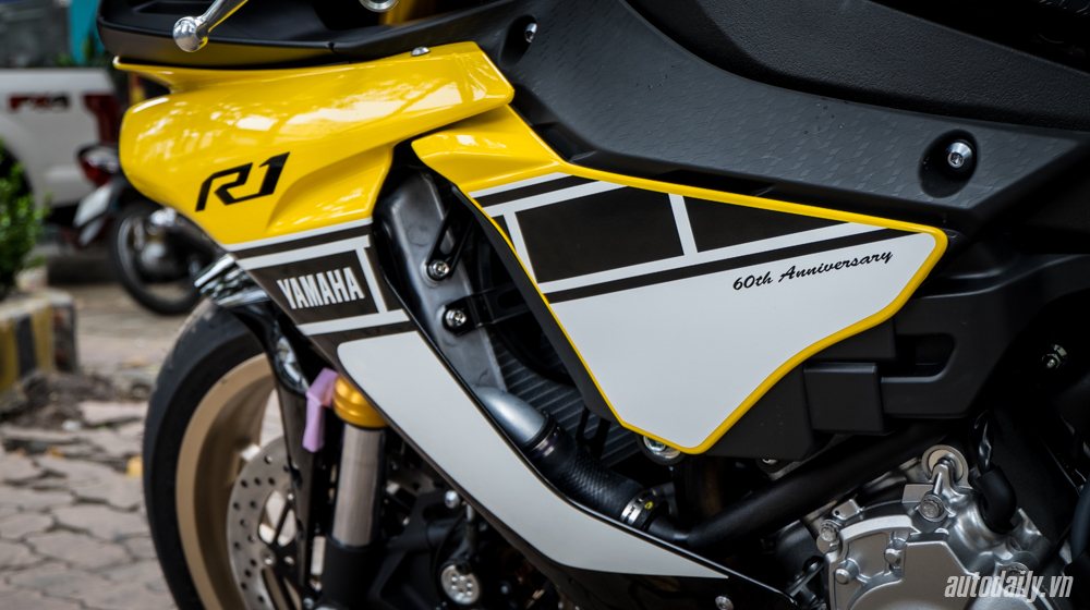 Ngắm phiên bản đặc biệt Yamaha R1 kỷ niệm 60 năm đầu tiên tại Việt Nam - ảnh 5