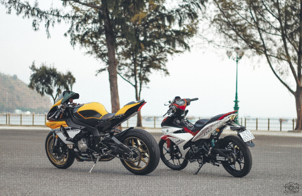 Yamaha R1 bản kỷ niệm 60 năm gây ấn tượng với dàn áo mới - ảnh 10